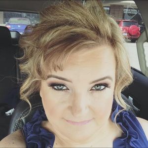 Meet your Posher, Deanna